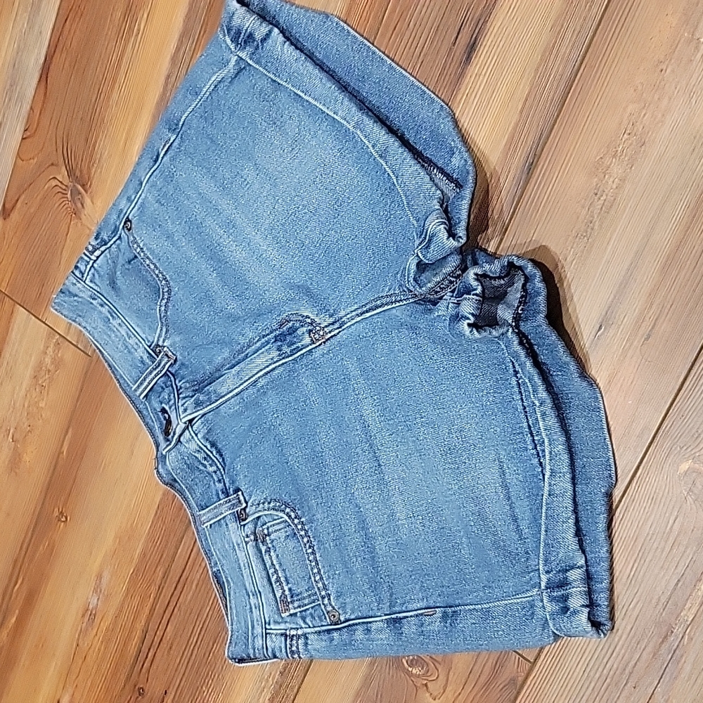 American eagle mom shorts
